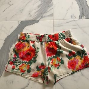 Abstract print shorts